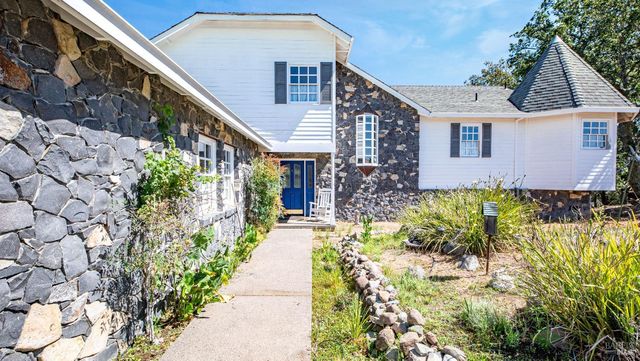 1477 Lawndale Rd, Kenwood, CA 95452