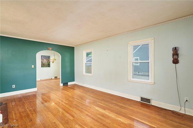 262 Lownsdale Avenue, Akron, OH 44313