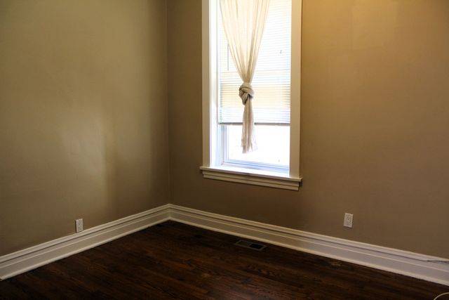 4213 W KAMERLING Avenue 1, Chicago, IL 60651