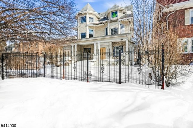 16 Ingraham Pl, Newark City, NJ 07108