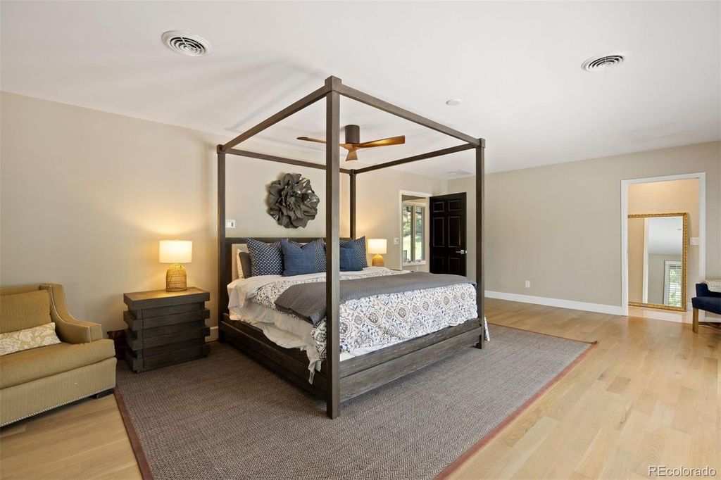 Image 12 of property listing at 5700 S Ivy Street, Greenwood Village, CO 80111