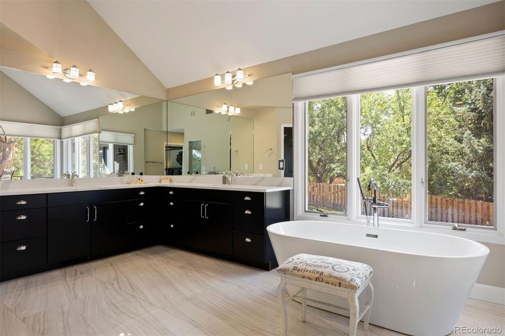 Image 16 of property listing at 5700 S Ivy Street, Greenwood Village, CO 80111