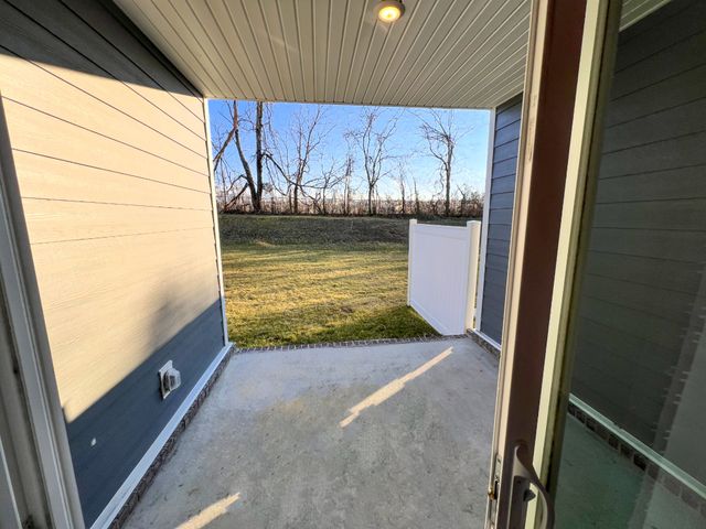 5035 Percival Dr, Gallatin, TN 37066