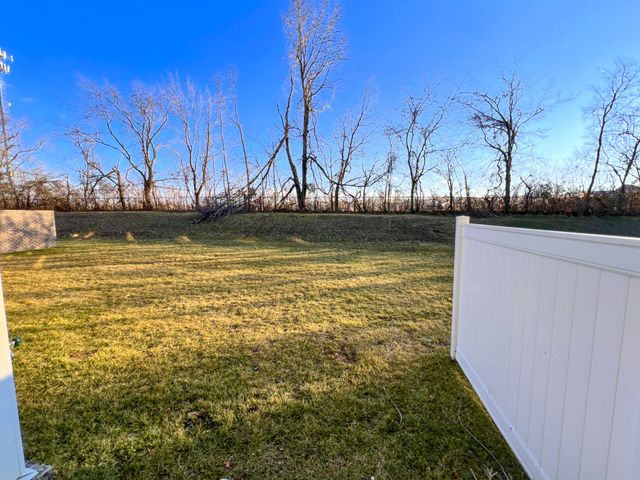 5035 Percival Dr, Gallatin, TN 37066