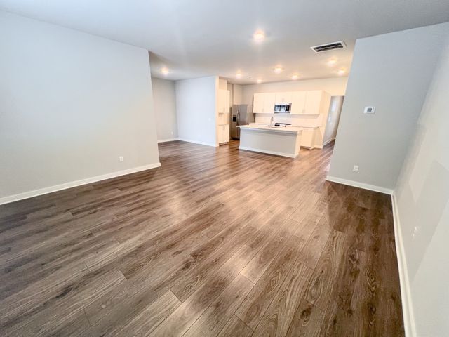 5035 Percival Dr, Gallatin, TN 37066