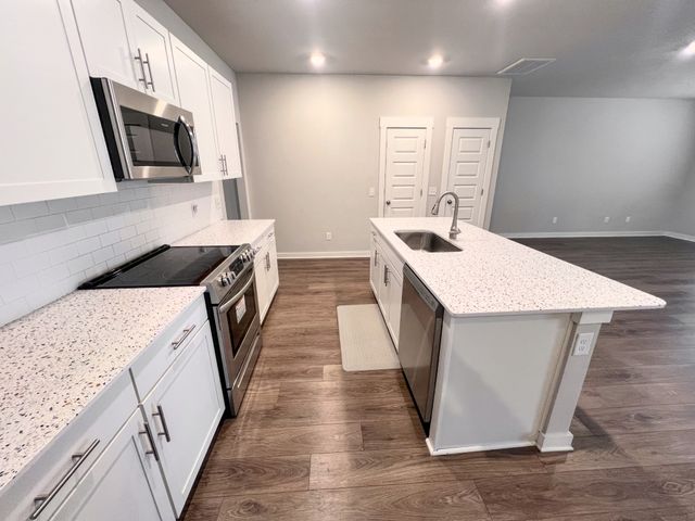 5035 Percival Dr, Gallatin, TN 37066