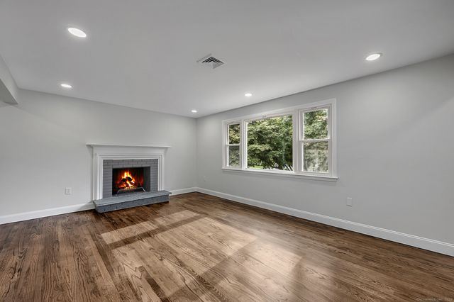 85 Elmwood Drive, Meriden, CT 06450