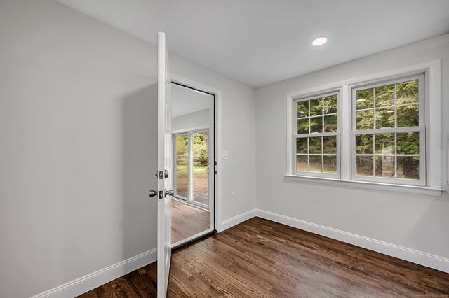 85 Elmwood Drive, Meriden, CT 06450