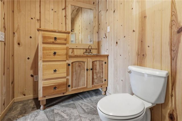 36408 E Bynum Spur Road, Lone Jack, MO 64070