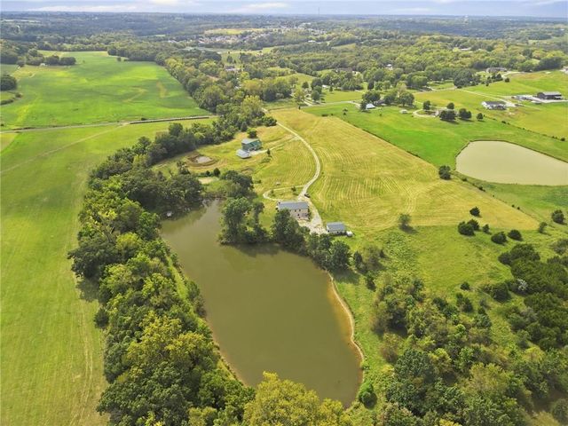 36408 E Bynum Spur Road, Lone Jack, MO 64070