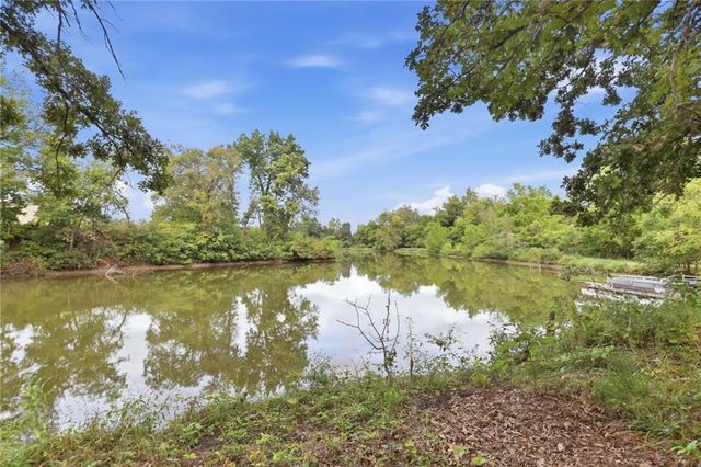 36408 E Bynum Spur Road, Lone Jack, MO 64070