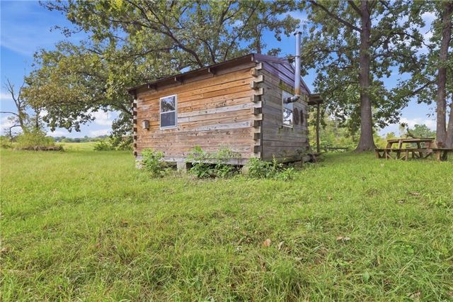 36408 E Bynum Spur Road, Lone Jack, MO 64070