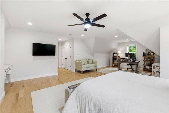 194 Ridge St, Millis, MA 02054