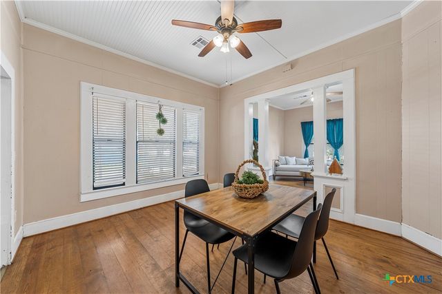 308 S Reagan Street, West, TX 76691