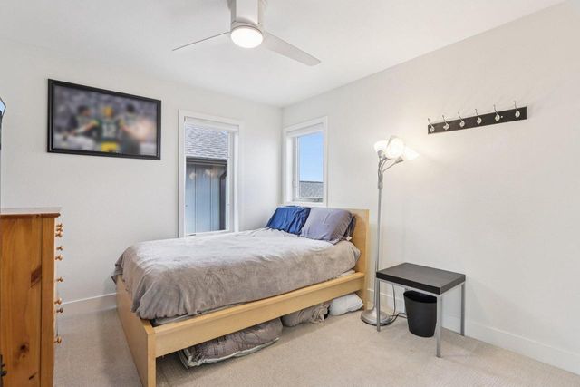 4238 E Lake Vista BOULEVARD, Oak Creek, WI 53154