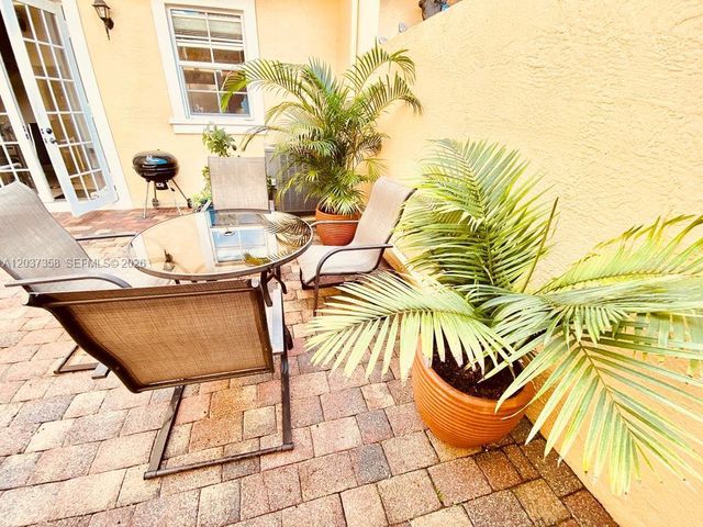 753 Dakota Drive, Jupiter, FL 33458