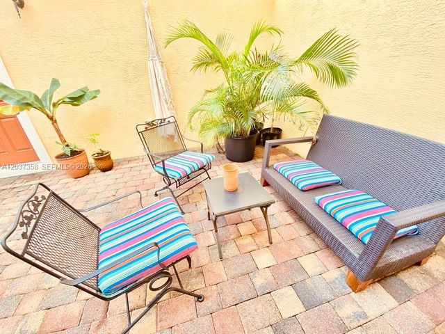 753 Dakota Drive, Jupiter, FL 33458