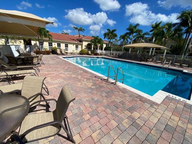 753 Dakota Drive, Jupiter, FL 33458