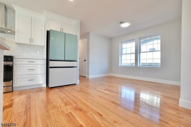 236 Keer Ave, Newark City, NJ 07112