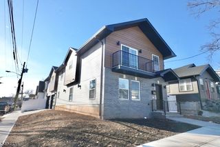 236 Keer Ave, Newark City, NJ 07112