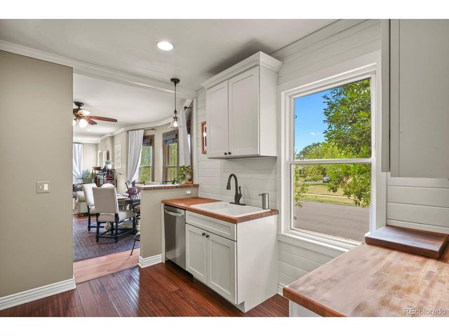 2952 N Vine St, Denver, CO 80205