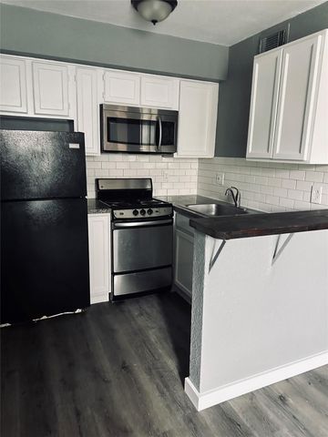 9801 Walnut Street A307, Dallas, TX 75243