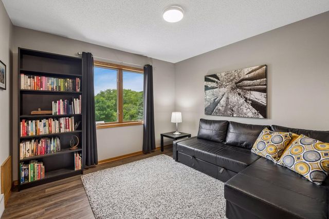 4215 Juneau Lane N, Plymouth, MN 55446