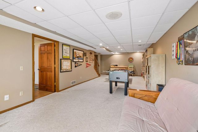 4215 Juneau Lane N, Plymouth, MN 55446