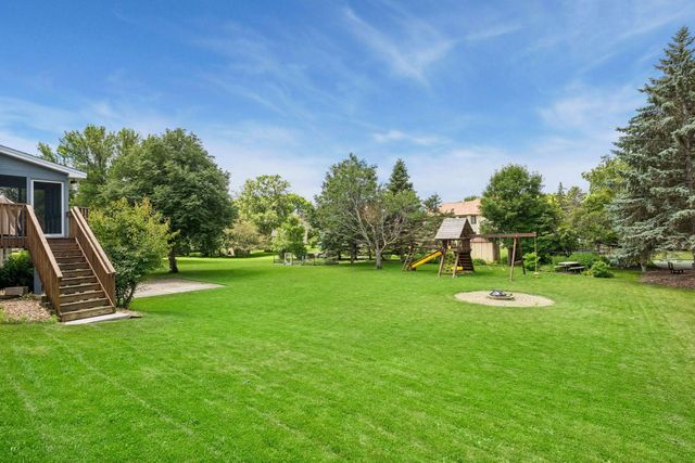 4215 Juneau Lane N, Plymouth, MN 55446