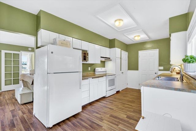 7009 N Orchard Prairie Rd, Spokane, WA 99217