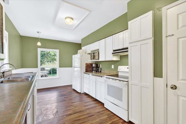 7009 N Orchard Prairie Rd, Spokane, WA 99217