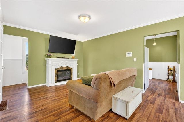 7009 N Orchard Prairie Rd, Spokane, WA 99217