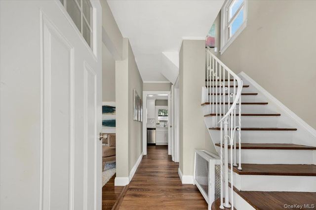 59 Broadfield Road, Hempstead, NY 11550