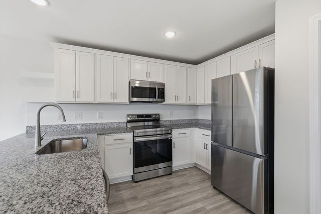 128 Quarry Ridge Rd, Clarksville, TN 37043