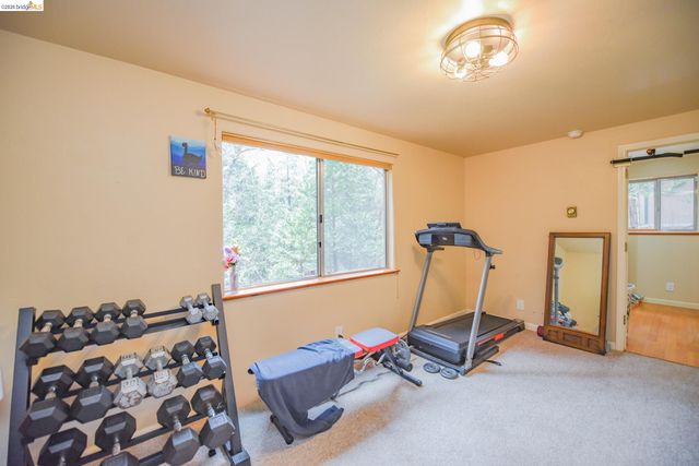 24132 Awahanee Rd, Sonora, CA 95370