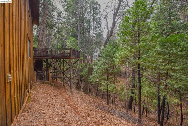 24132 Awahanee Rd, Sonora, CA 95370