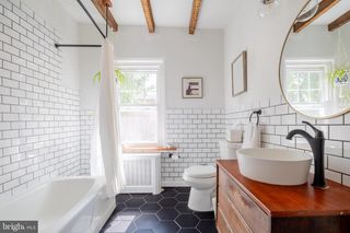 2418 MEMPHIS, Philadelphia, PA 19125