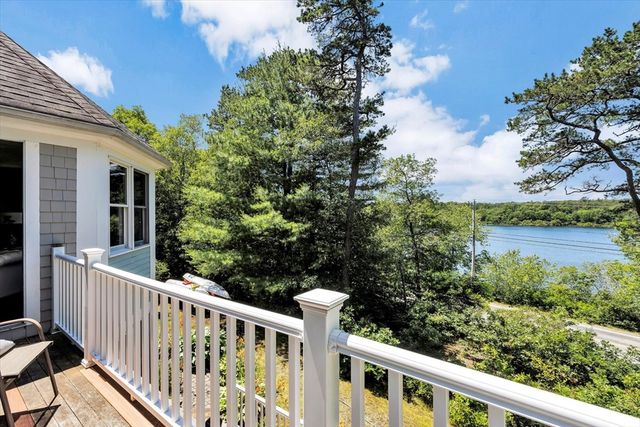 1 Ravens Nest, Sandwich, MA 02563