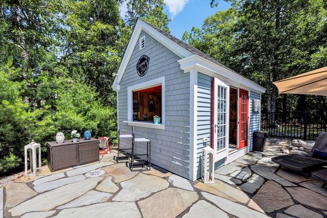 1 Ravens Nest, Sandwich, MA 02563