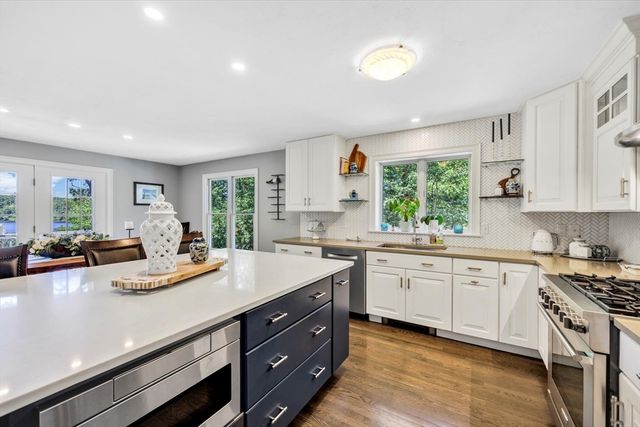 1 Ravens Nest, Sandwich, MA 02563