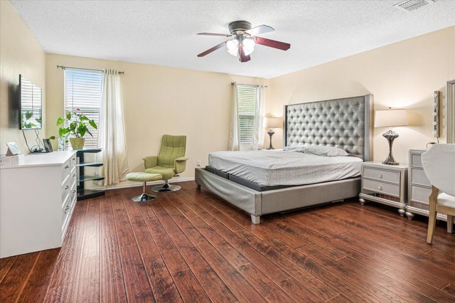 1720 Canyon Oaks Drive, Little Elm, TX 75068