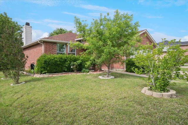 1720 Canyon Oaks Drive, Little Elm, TX 75068