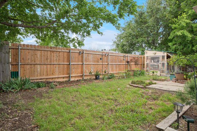 1720 Canyon Oaks Drive, Little Elm, TX 75068