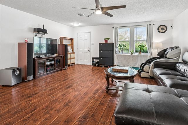 1720 Canyon Oaks Drive, Little Elm, TX 75068