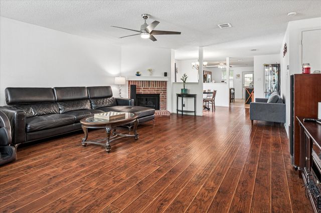 1720 Canyon Oaks Drive, Little Elm, TX 75068