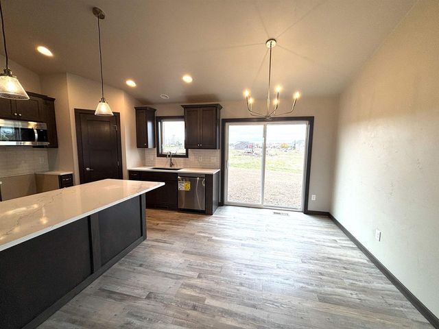 W6515 BREEZY WAY, Appleton, WI 54915