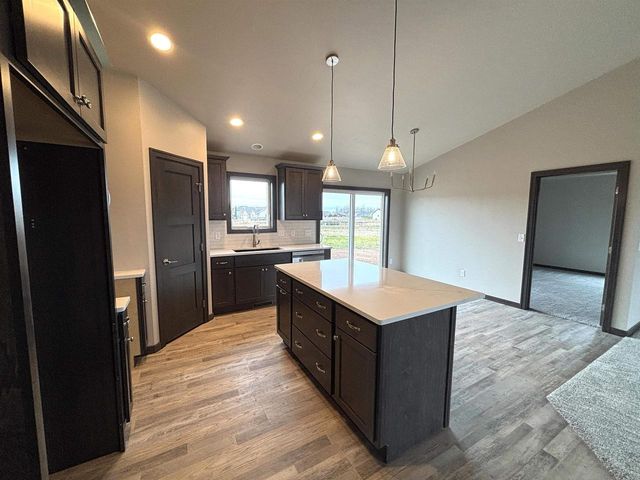 W6515 BREEZY WAY, Appleton, WI 54915