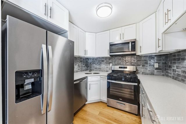102 Morgan Place, East Brunswick, NJ 08816