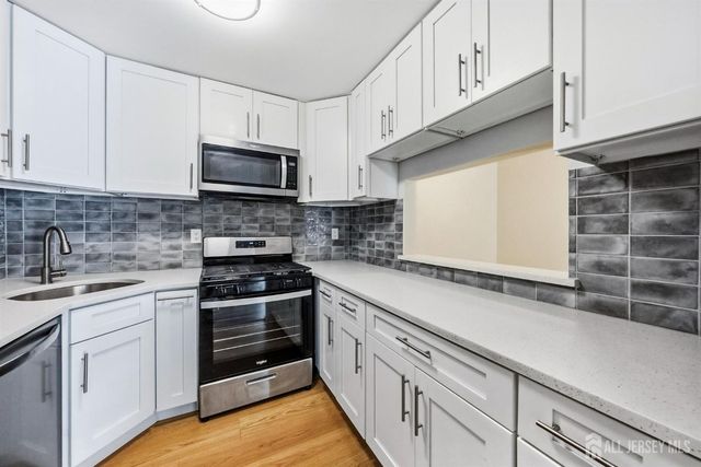 102 Morgan Place, East Brunswick, NJ 08816