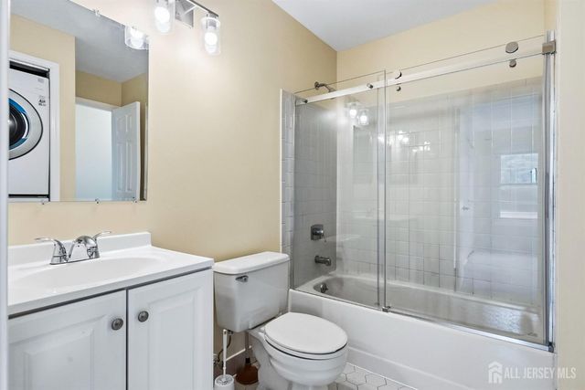 102 Morgan Place, East Brunswick, NJ 08816